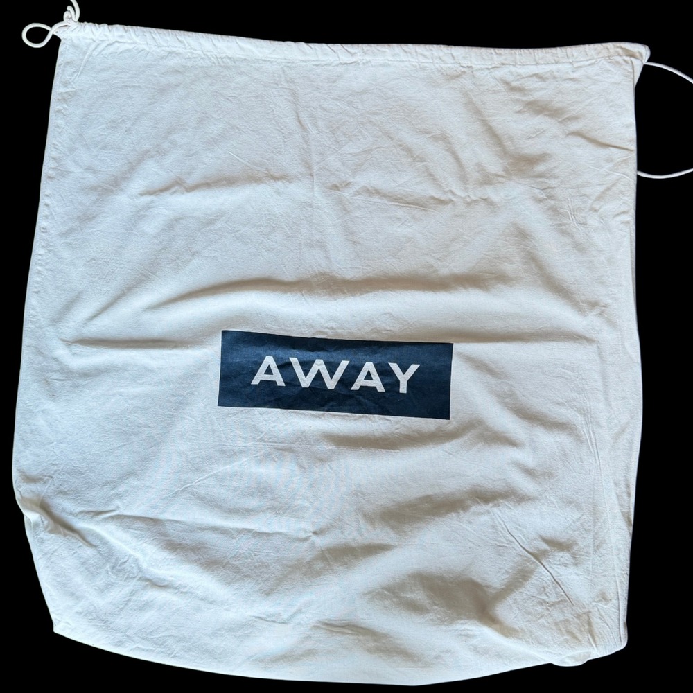AWAY Travel Dust Bag/Laundry Pouch Organizer White XLARGE  34x31.5"